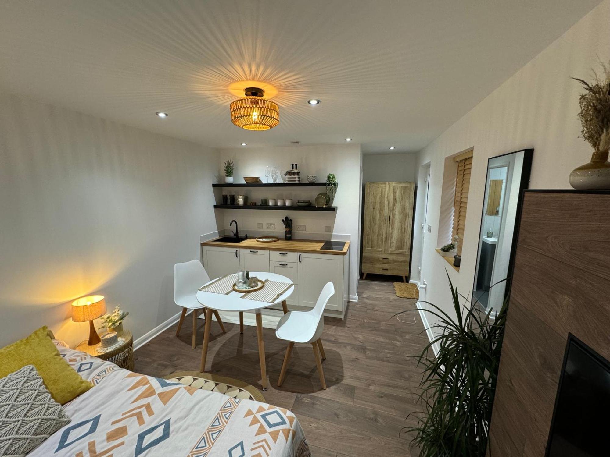 Wild & Free Hot Tub Retreat Apartment ดาร์ทฟอร์ด ภายนอก รูปภาพ
